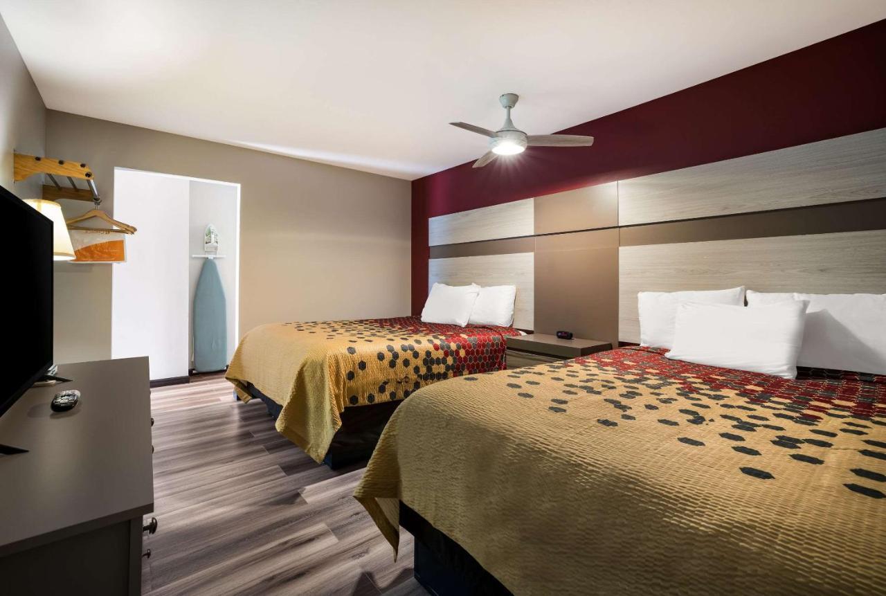 Econo Lodge Inn & Suites Canandaigua Exteriér fotografie
